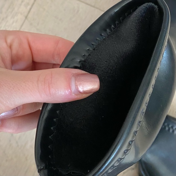 new 🖤 SHEIN Black Lug Sole Chunky PU Leather Boots - Picture 10 of 10